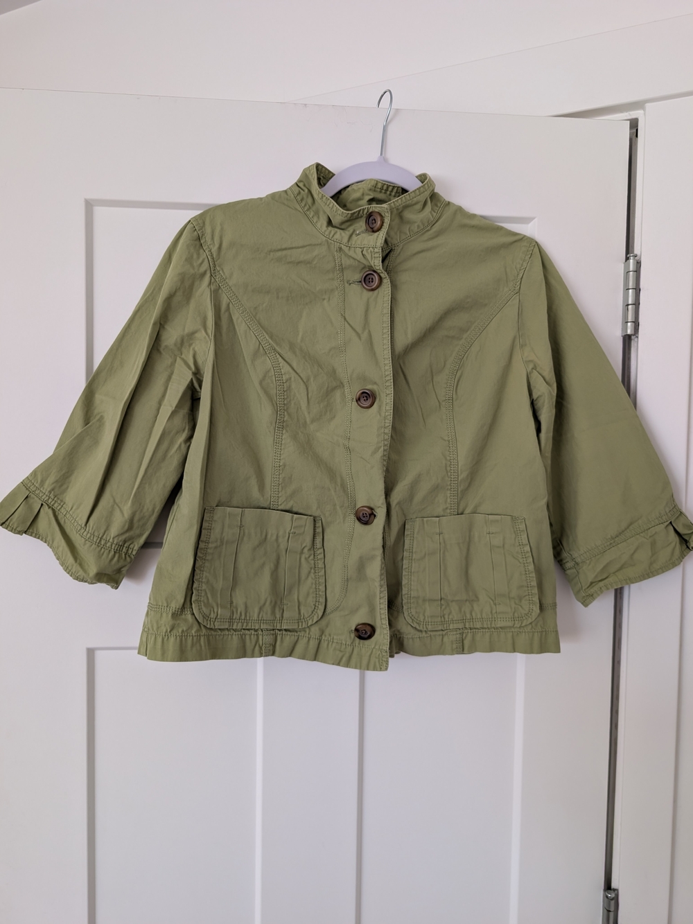 Eddie Bauer Olive Green Button Front Cropped Jacket Size Medium